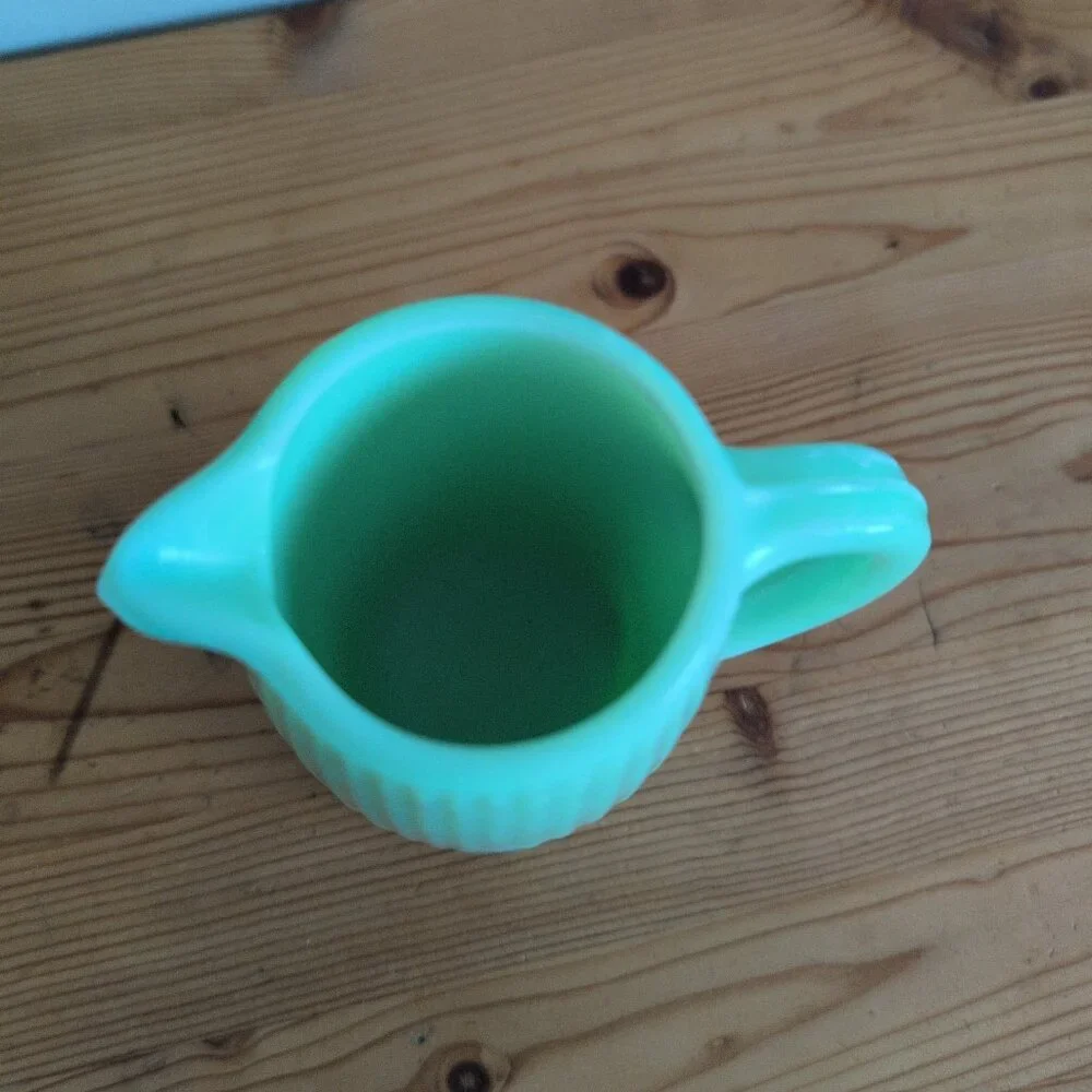 Vintage Jaedite Sugar Bowl With Lid And Creamer - Picture 6 of 8